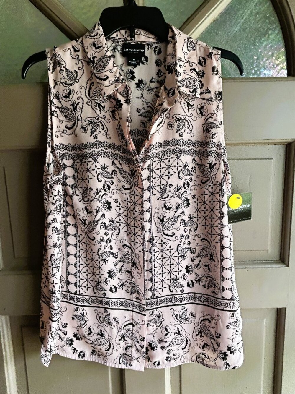 NWT Liz Cliborne Sleeveless blouse blush-pink size M